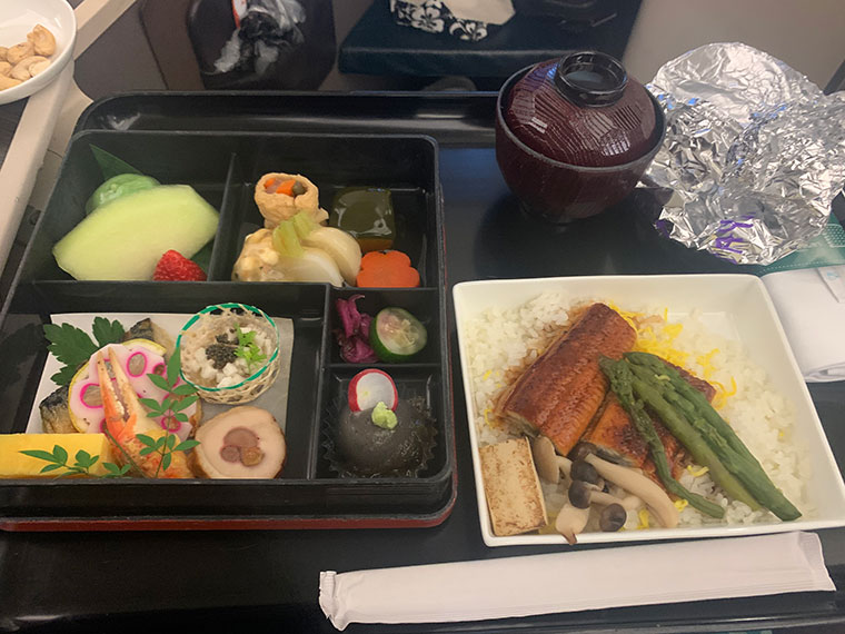 モルディブ旅行スリランカ航空ビジネスクラス機内食メニュー